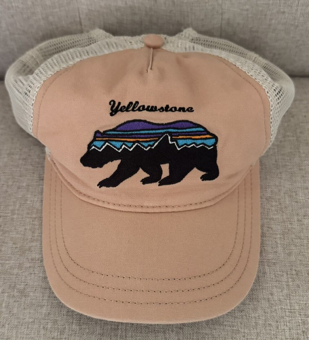 Patagonia Bear Mountain Hat Womens Peach White Snap Back Trucker “Yellowstone”